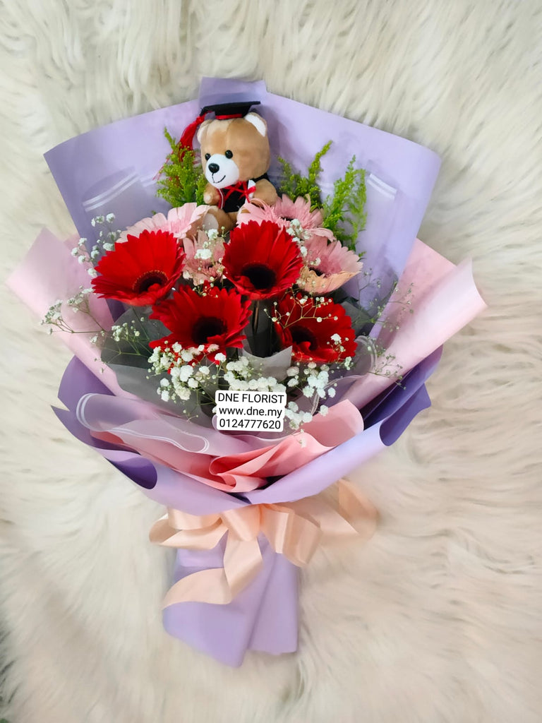 Graduation Hand Bouquet 03