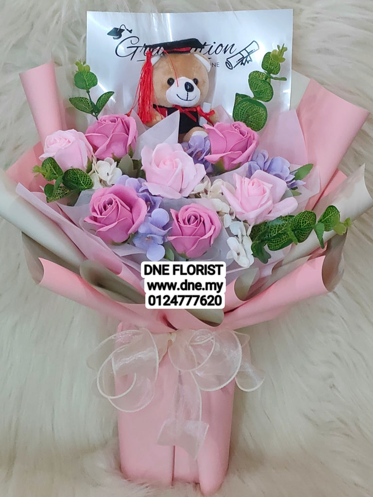 Graduation Hand Bouquet 07