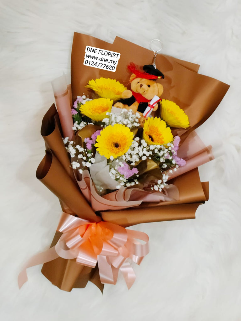 Graduation Hand Bouquet 11