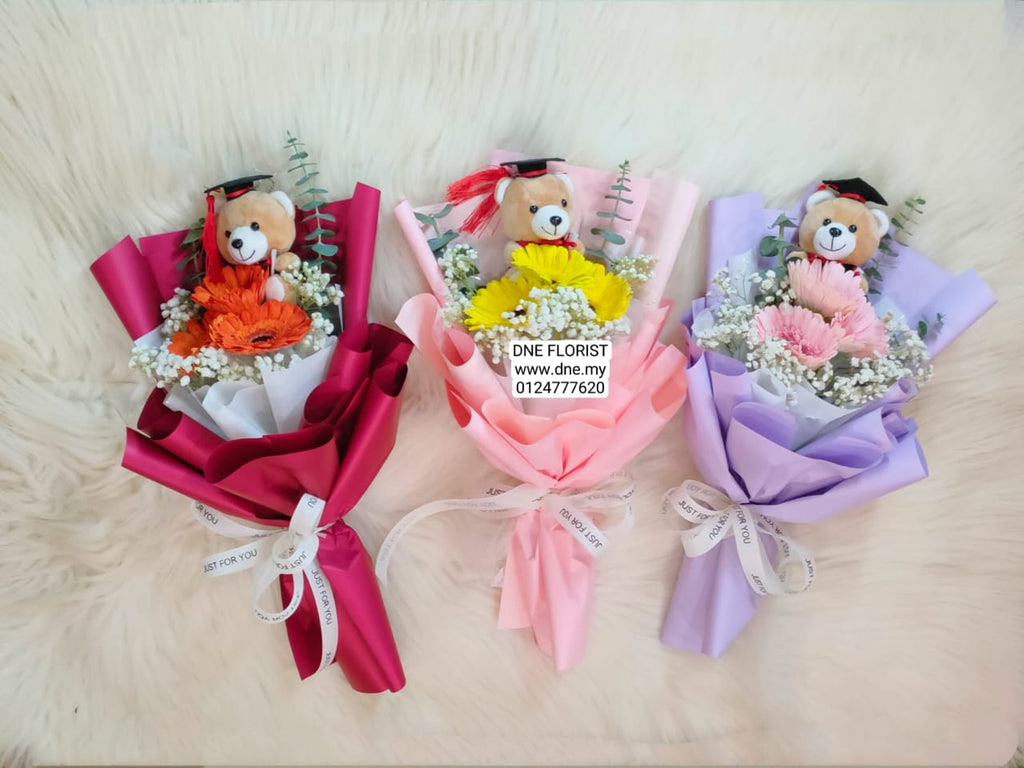 Graduation Hand Bouquet 17