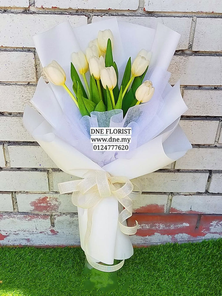 Hand Bouquet 20