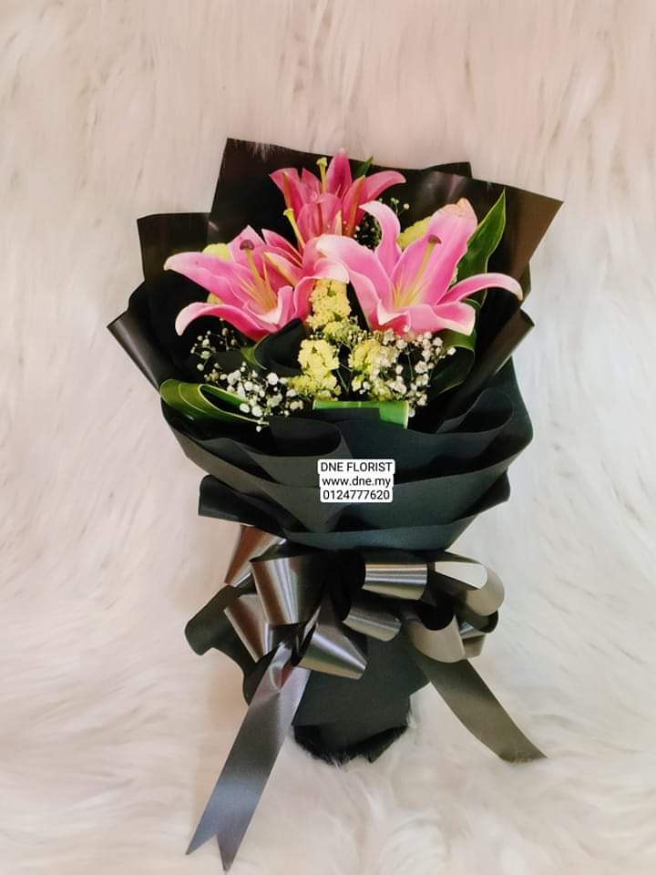 Hand Bouquet 37