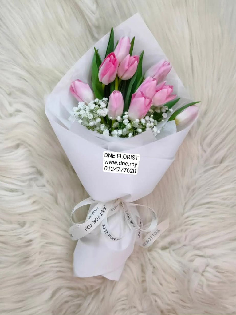 Hand Bouquet 47