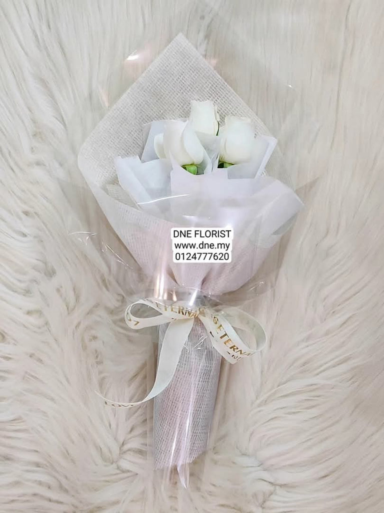 Hand Bouquet 49