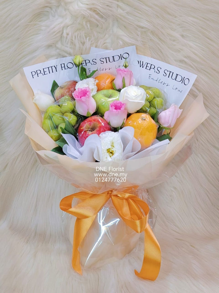 Hand Bouquet 53