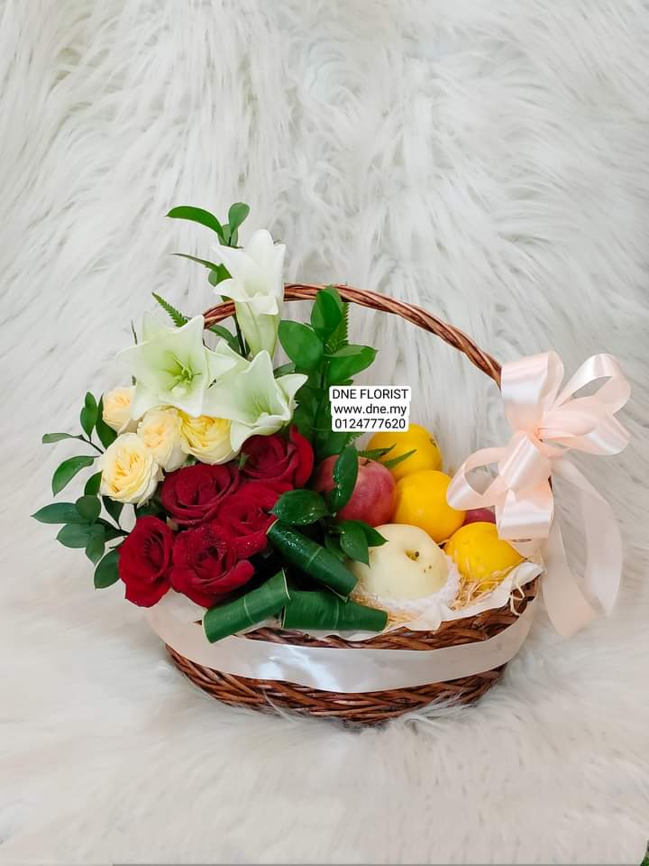 Fruit and Flower Basket 05