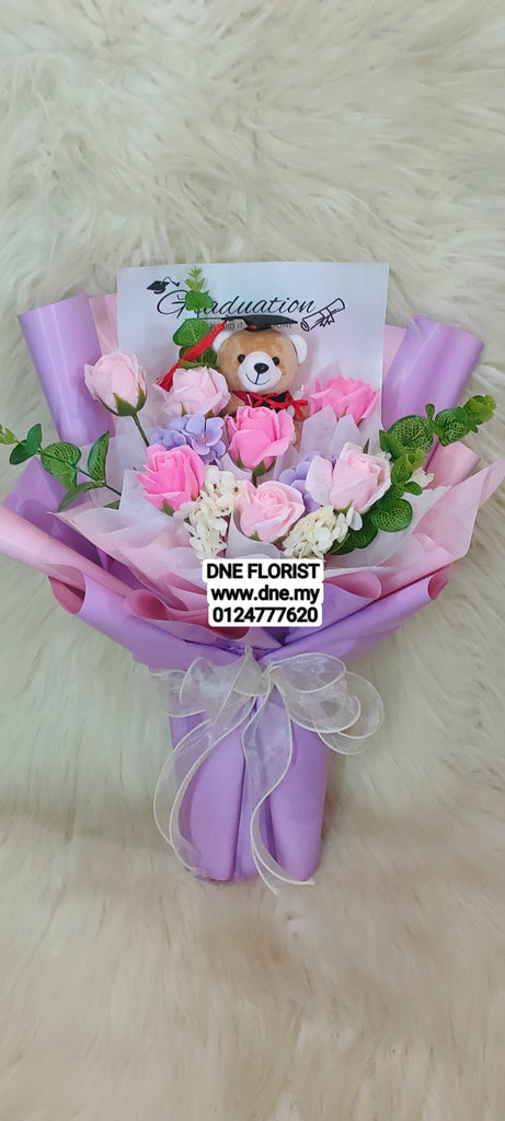 Graduation Hand Bouquet 09
